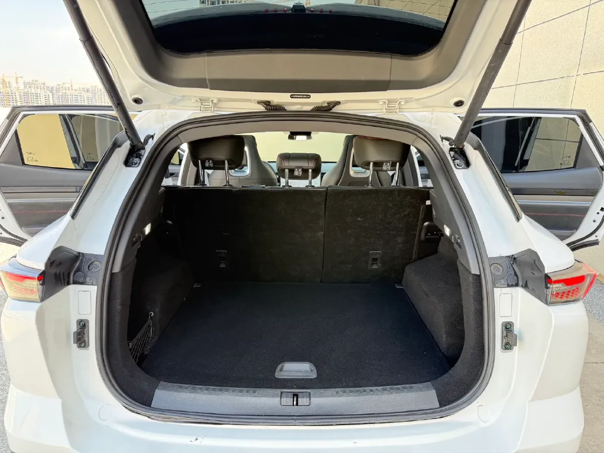 2022 Jetour DASHING 1.6T 197HP L4 7DCT,autocango,china used car exporter,china ev exporter,chinese used car exporter,chinese used ev exporter