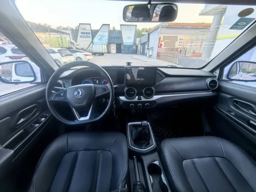 2021 Dongfeng RuiQi 2.4L 158HP L4 5MT,autocango,china used car exporter,china ev exporter,chinese used car exporter,chinese used ev exporter