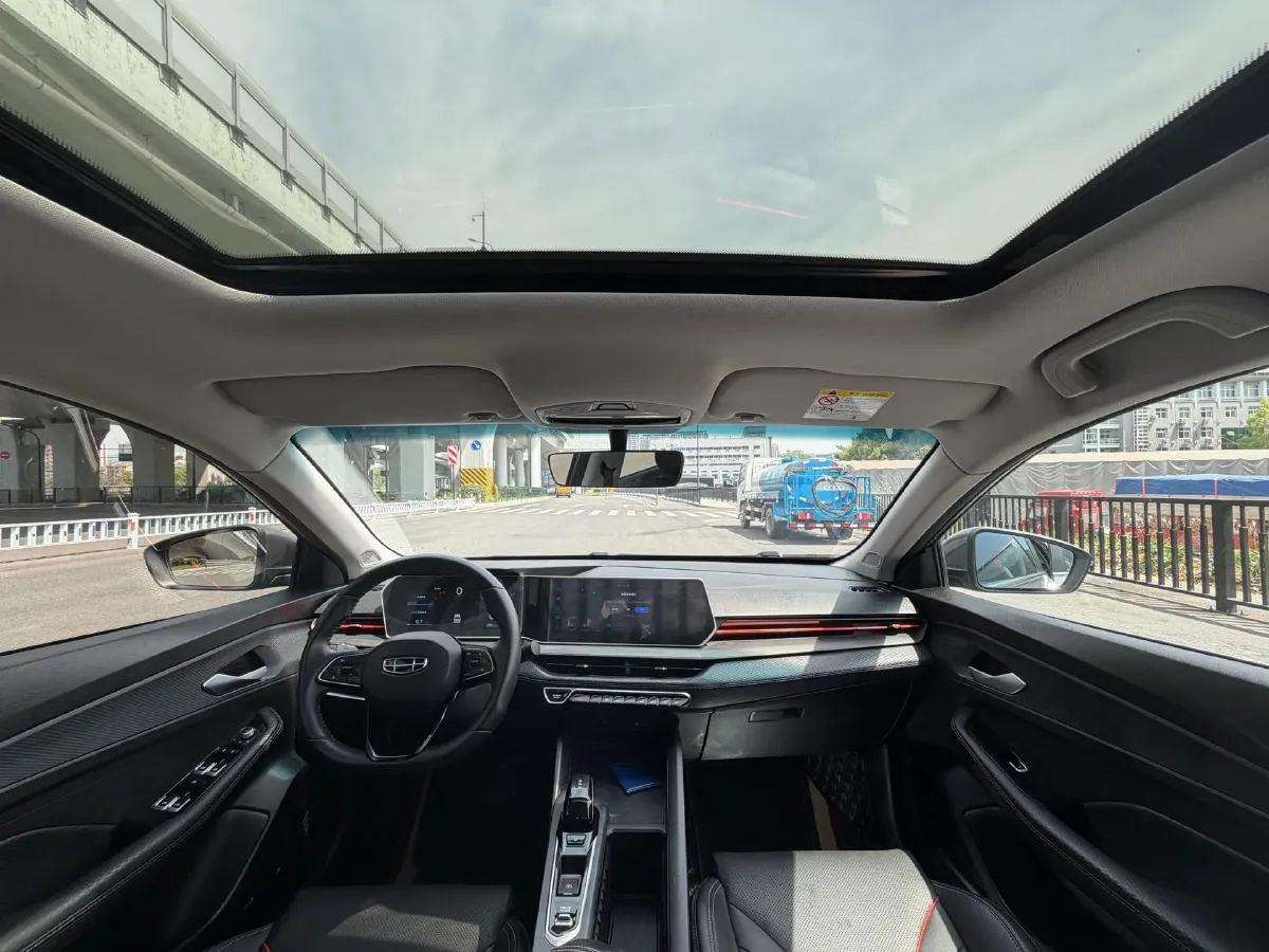 2022 Geely Binray 1.5T 181HP L4 7DCT,autocango,china used car exporter,china ev exporter,chinese used car exporter,chinese used ev exporter