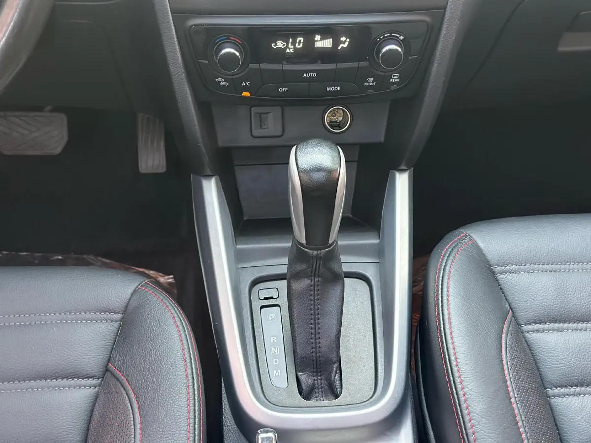 2016 Suzuki Vitara 1.4T 140HP L4 6AT,autocango,china used car exporter,china ev exporter,chinese used car exporter,chinese used ev exporter