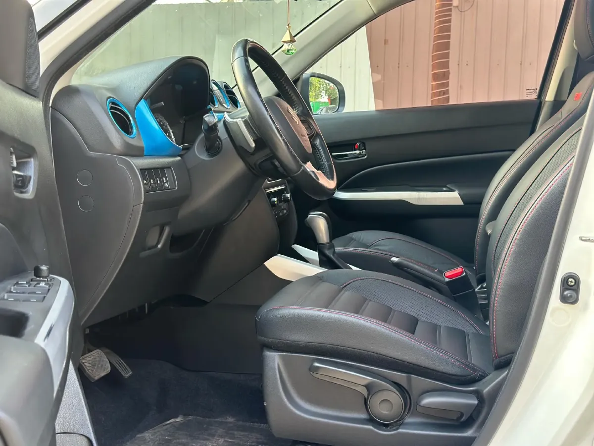 2016 Suzuki Vitara 1.4T 140HP L4 6AT,autocango,china used car exporter,china ev exporter,chinese used car exporter,chinese used ev exporter