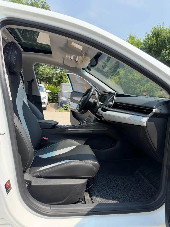 2024 Geely Binray 1.5T 181HP L4 7DCT,autocango,china used car exporter,china ev exporter,chinese used car exporter,chinese used ev exporter