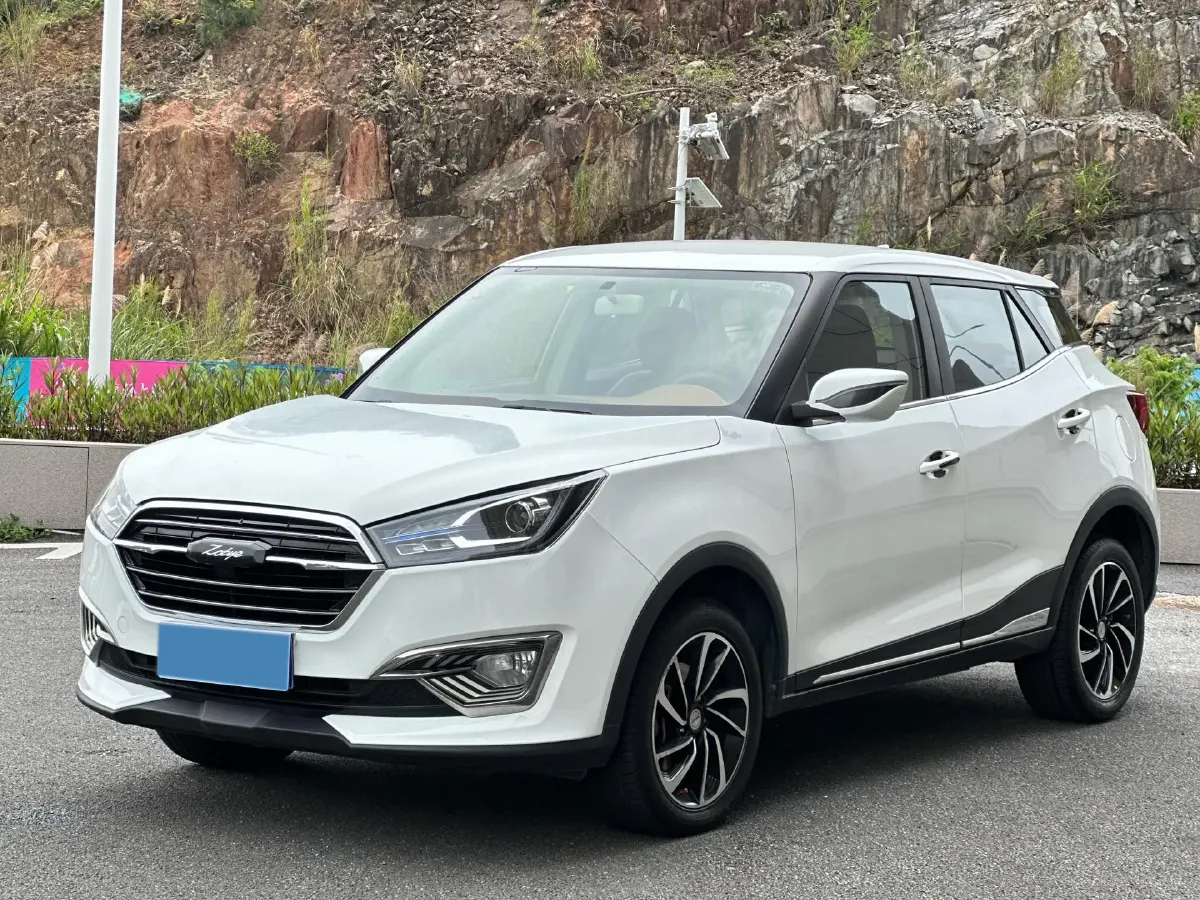 2017 Zotye T300 1.5L 112HP L4 5MT,autocango,china used car exporter,china ev exporter,chinese used car exporter,chinese used ev exporter