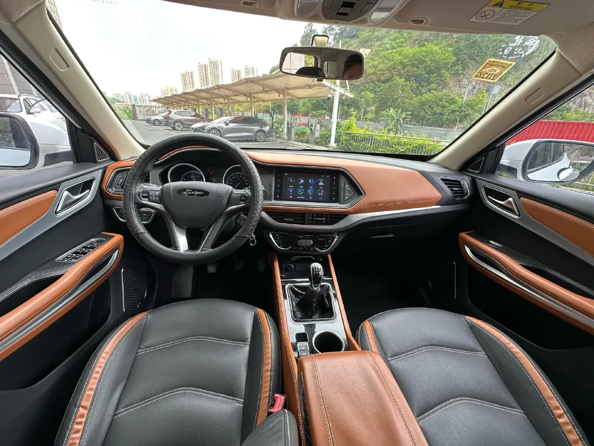 2017 Zotye T300 1.5L 112HP L4 5MT,autocango,china used car exporter,china ev exporter,chinese used car exporter,chinese used ev exporter
