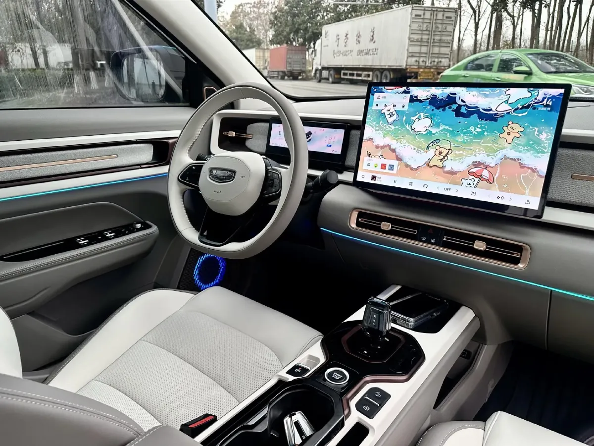 2026 Geely ICON 1.5T 181HP L4 7DCT,autocango,china used car exporter,china ev exporter,chinese used car exporter,chinese used ev exporter