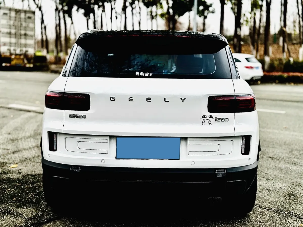 2026 Geely ICON 1.5T 181HP L4 7DCT,autocango,china used car exporter,china ev exporter,chinese used car exporter,chinese used ev exporter