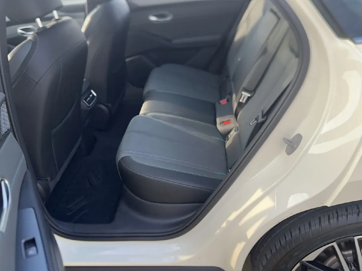 2025 BYD QinL BEV,autocango,china used car exporter,china ev exporter,chinese used car exporter,chinese used ev exporter