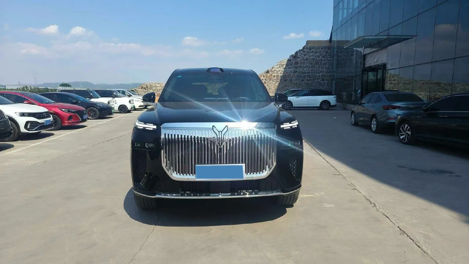 2026 Voyah TaiShan 1.5T 150HP L4 PHEV,autocango,china used car exporter,china ev exporter,chinese used car exporter,chinese used ev exporter