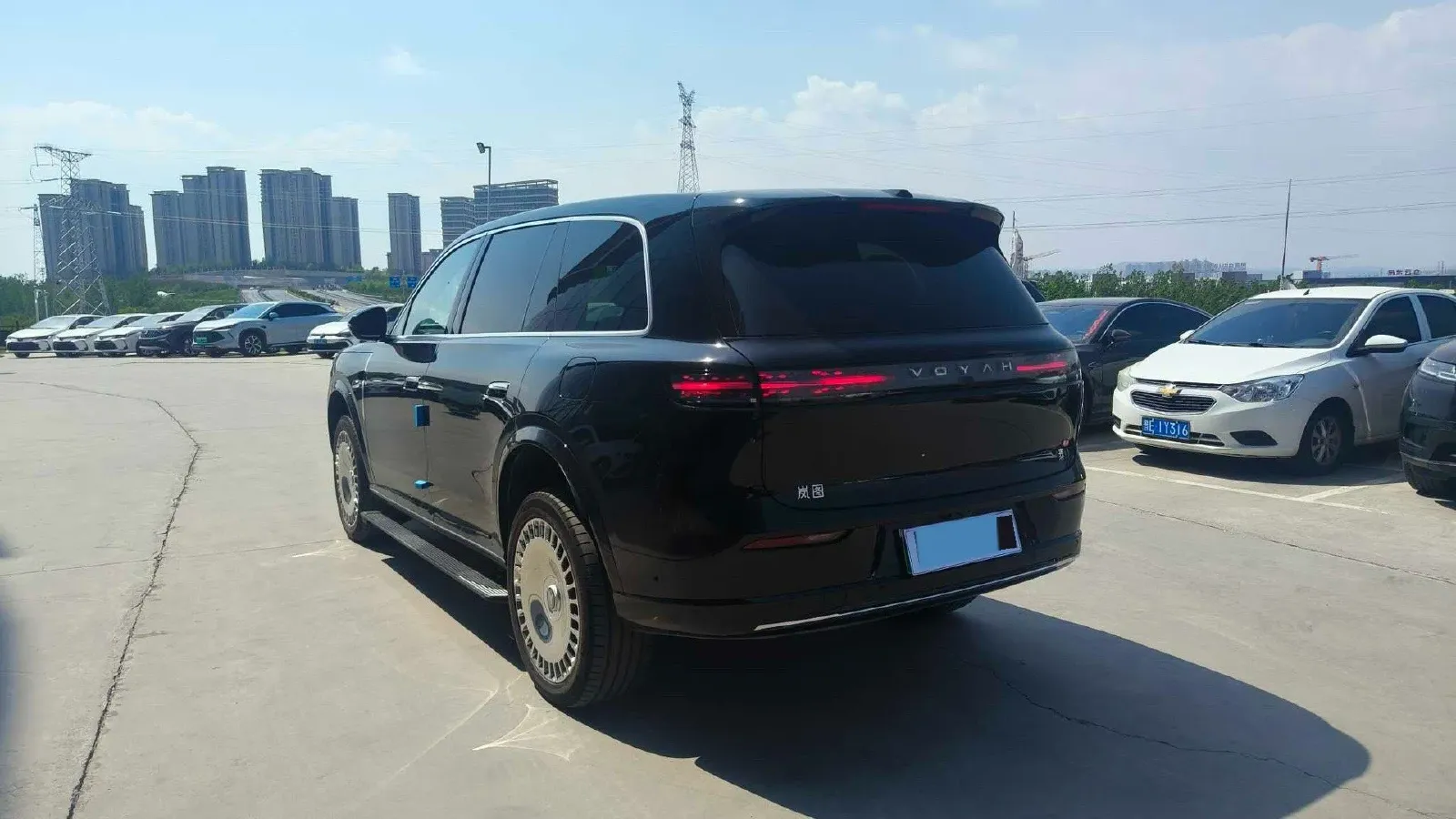 2026 Voyah TaiShan 1.5T 150HP L4 PHEV,autocango,china used car exporter,china ev exporter,chinese used car exporter,chinese used ev exporter