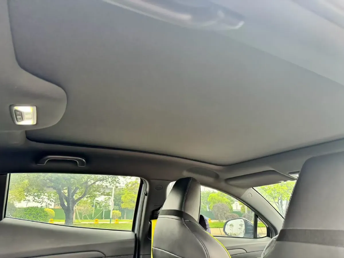 2021 ChangAn UNI-T 1.5T 180HP L4 7DCT,autocango,china used car exporter,china ev exporter,chinese used car exporter,chinese used ev exporter
