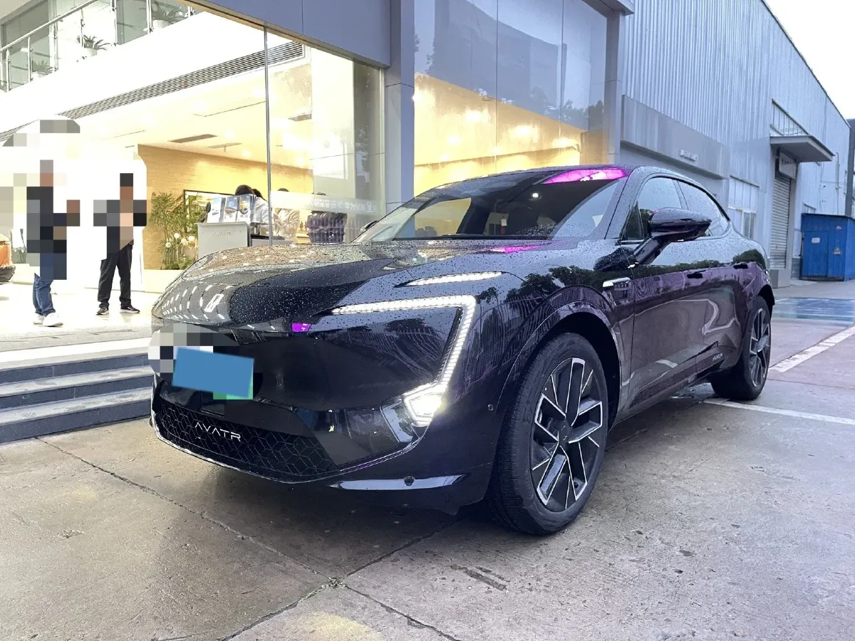 2025 Avatr 11 1.5T 156HP L4 REEV 39.05KWH,autocango,china used car exporter,china ev exporter,chinese used car exporter,chinese used ev exporter