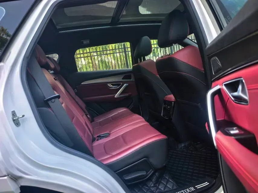 2021 Jetour X70 1.6T 197HP L4 7DCT,autocango,china used car exporter,china ev exporter,chinese used car exporter,chinese used ev exporter
