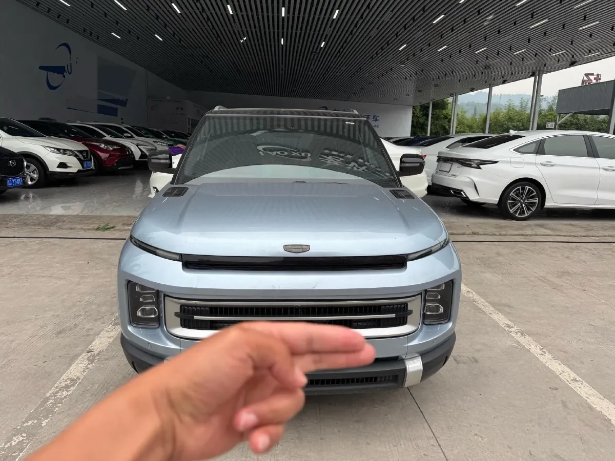 2023 Geely ICON 1.5T 181HP L4 7DCT,autocango,china used car exporter,china ev exporter,chinese used car exporter,chinese used ev exporter
