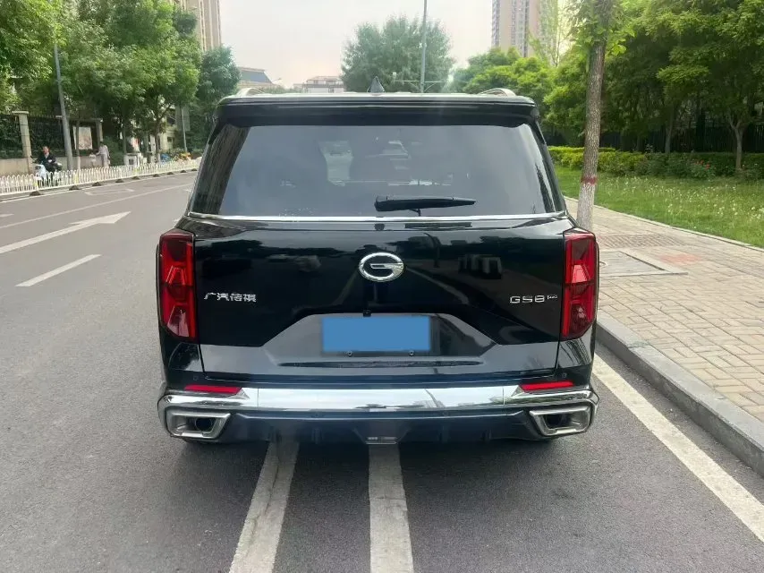 2022 GAC Trumpchi GS8 2.0T 252HP L4 8AT,autocango,china used car exporter,china ev exporter,chinese used car exporter,chinese used ev exporter