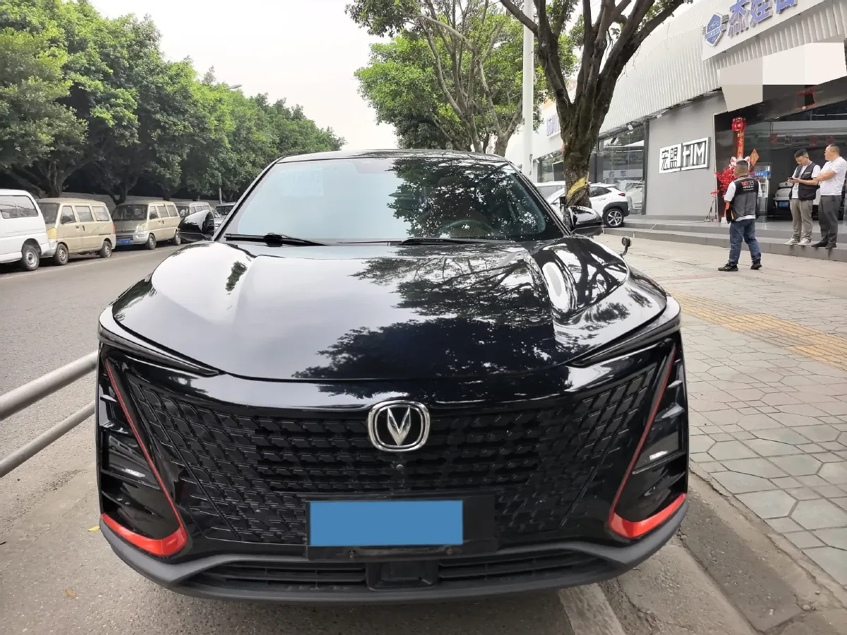 2020 ChangAn UNI-T 1.5T 180HP L4 7DCT,autocango,china used car exporter,china ev exporter,chinese used car exporter,chinese used ev exporter