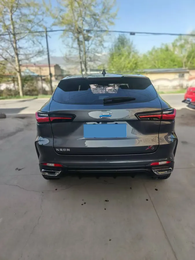 2020 ChangAn UNI-T 1.5T 180HP L4 7DCT,autocango,china used car exporter,china ev exporter,chinese used car exporter,chinese used ev exporter