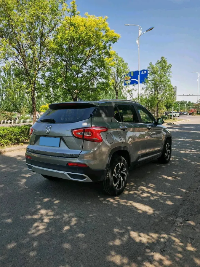 2017 HaiMa S5 Young Edition 1.6L 122HP L4 5MT,autocango,china used car exporter,china ev exporter,chinese used car exporter,chinese used ev exporter