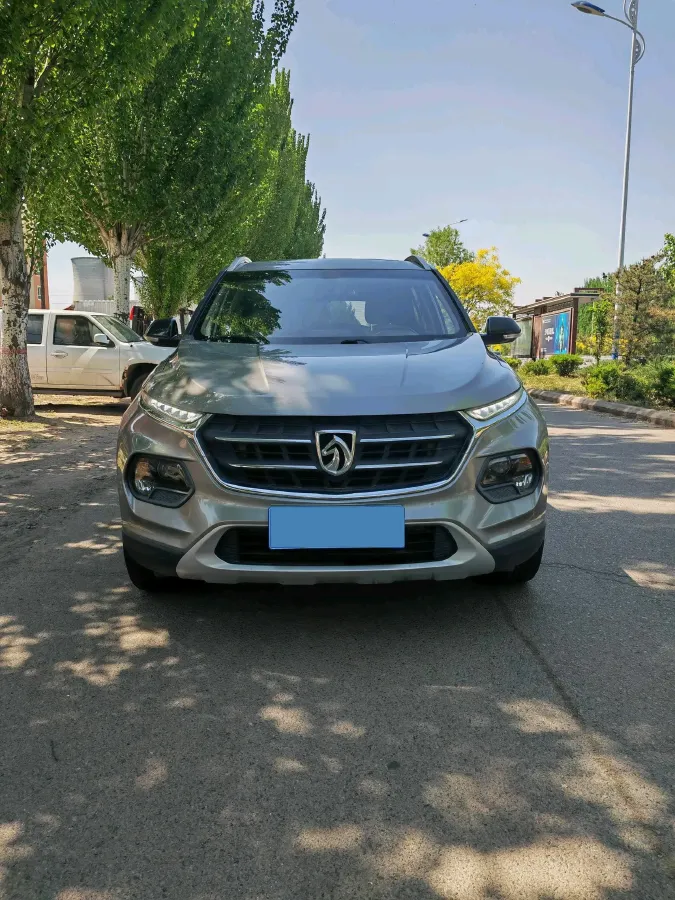 2017 HaiMa S5 Young Edition 1.6L 122HP L4 5MT,autocango,china used car exporter,china ev exporter,chinese used car exporter,chinese used ev exporter