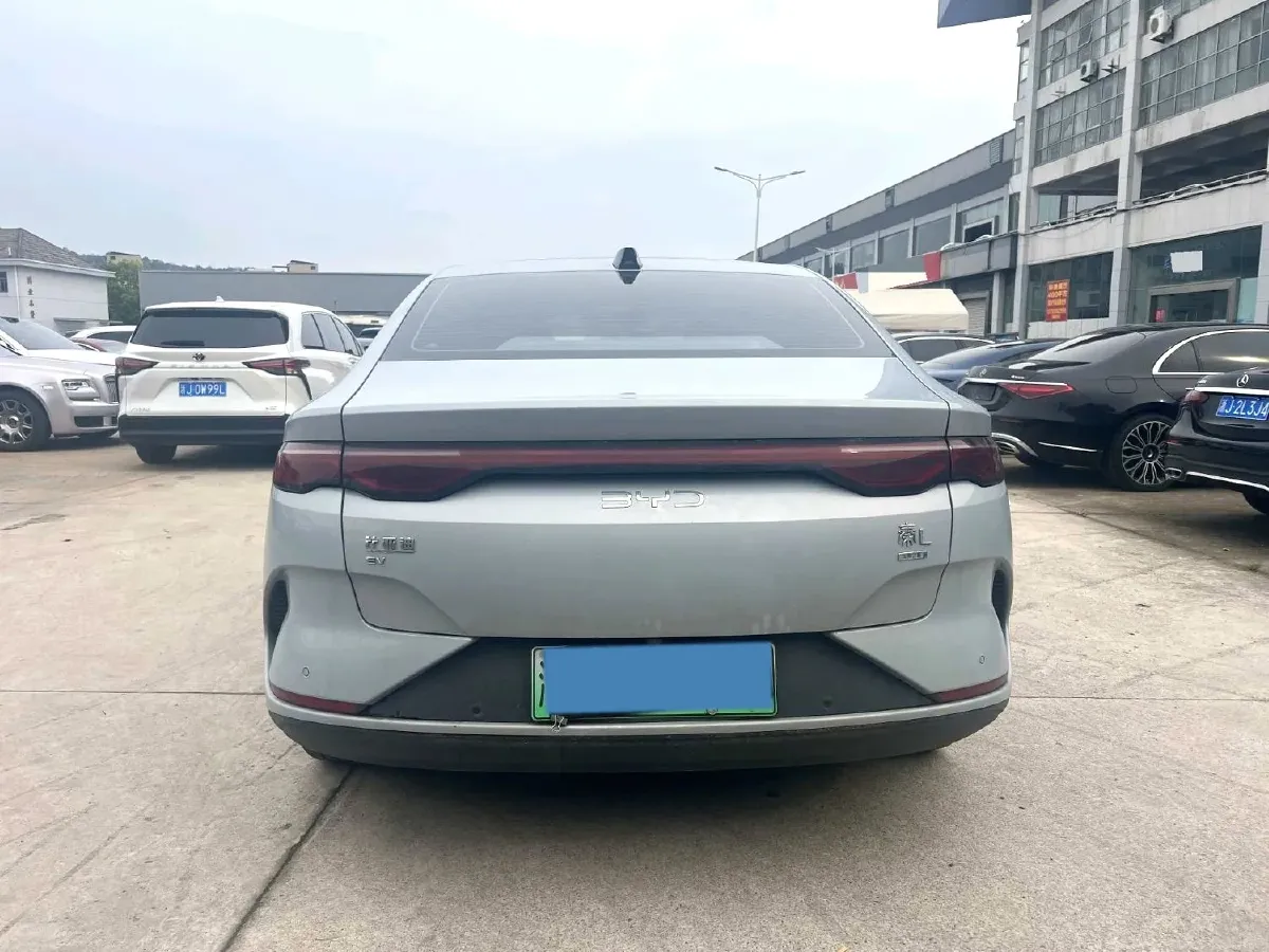 2025 BYD QinL BEV,autocango,china used car exporter,china ev exporter,chinese used car exporter,chinese used ev exporter