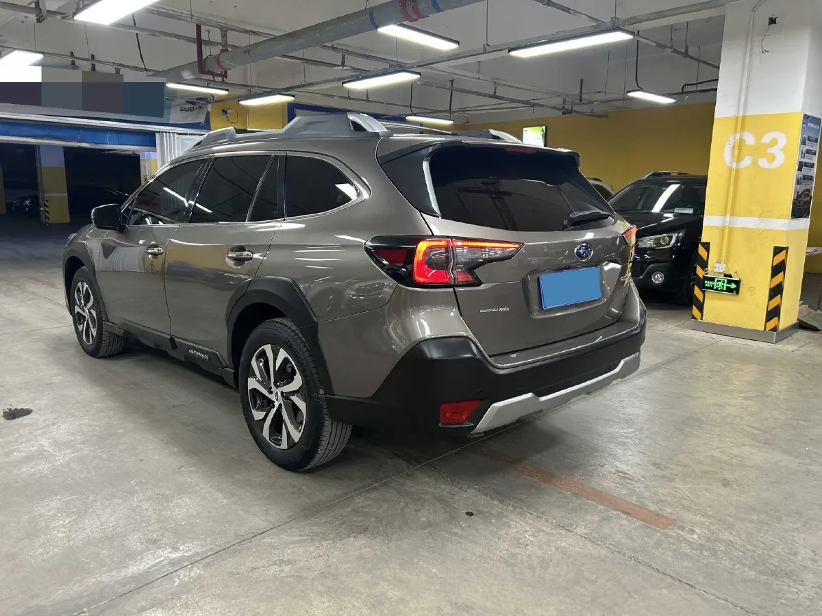 2021 Subaru Outback 2.5L 169HP H4 CVT,autocango,china used car exporter,china ev exporter,chinese used car exporter,chinese used ev exporter