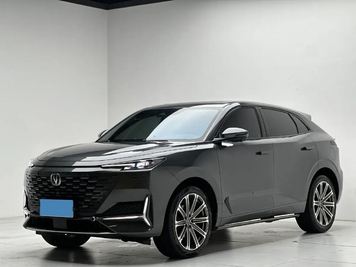 2021 ChangAn UNI-K 2.0T 233HP L4 8AT,autocango,china used car exporter,china ev exporter,chinese used car exporter,chinese used ev exporter