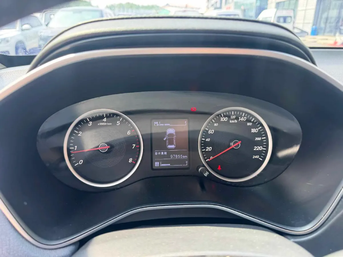 2018 BaoJun 530 1.5T 150HP L4 6MT,autocango,china used car exporter,china ev exporter,chinese used car exporter,chinese used ev exporter