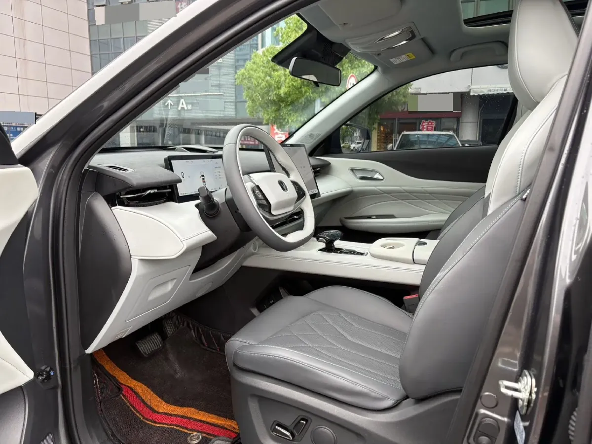2024 ChangAn UNI-Z 1.5L 98HP L4 E-CVT PHEV 18.4KWH,autocango,china used car exporter,china ev exporter,chinese used car exporter,chinese used ev exporter