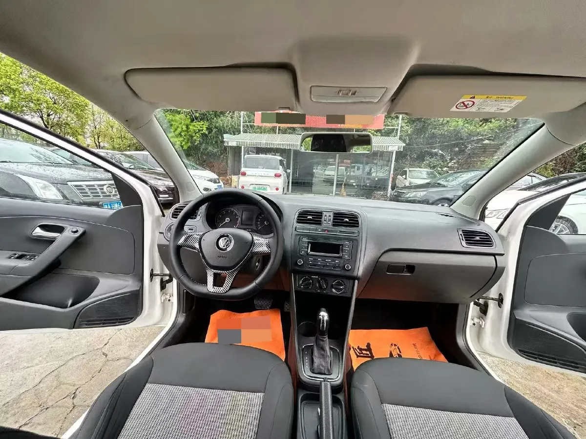 2016 Volkswagen Polo 1.4L 90HP L4 6AT,autocango,china used car exporter,china ev exporter,chinese used car exporter,chinese used ev exporter