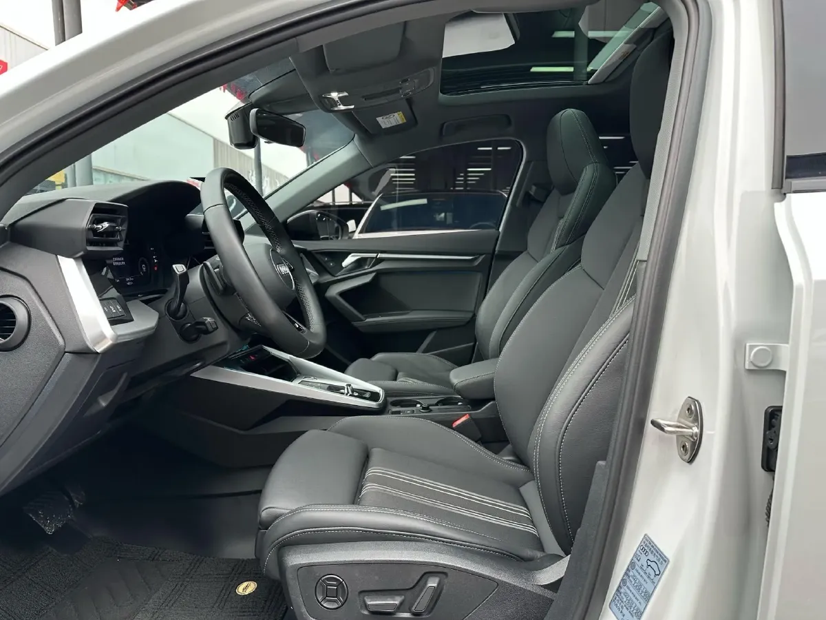 2023 Audi A3 1.4T 150HP L4 7DCT,autocango,china used car exporter,china ev exporter,chinese used car exporter,chinese used ev exporter