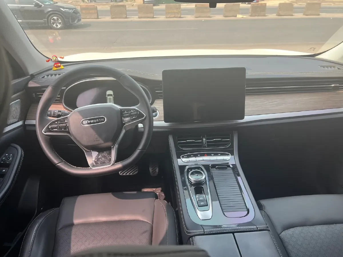 2024 Skyworth HT-i 1.5L 110HP L4 E-CVT PHEV 21.68KWH,autocango,china used car exporter,china ev exporter,chinese used car exporter,chinese used ev exporter