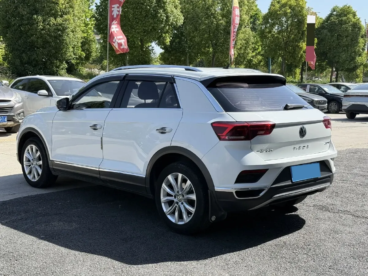 2020 Volkswagen T-Roc 1.4T 131HP L4 7DCT,autocango,china used car exporter,china ev exporter,chinese used car exporter,chinese used ev exporter