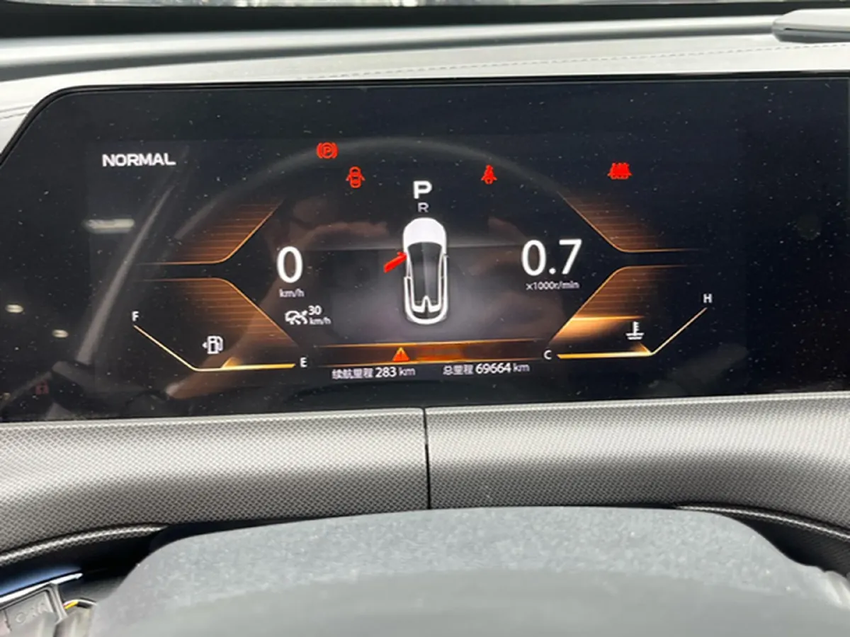 2020 ChangAn UNI-T 1.5T 180HP L4 7DCT,autocango,china used car exporter,china ev exporter,chinese used car exporter,chinese used ev exporter