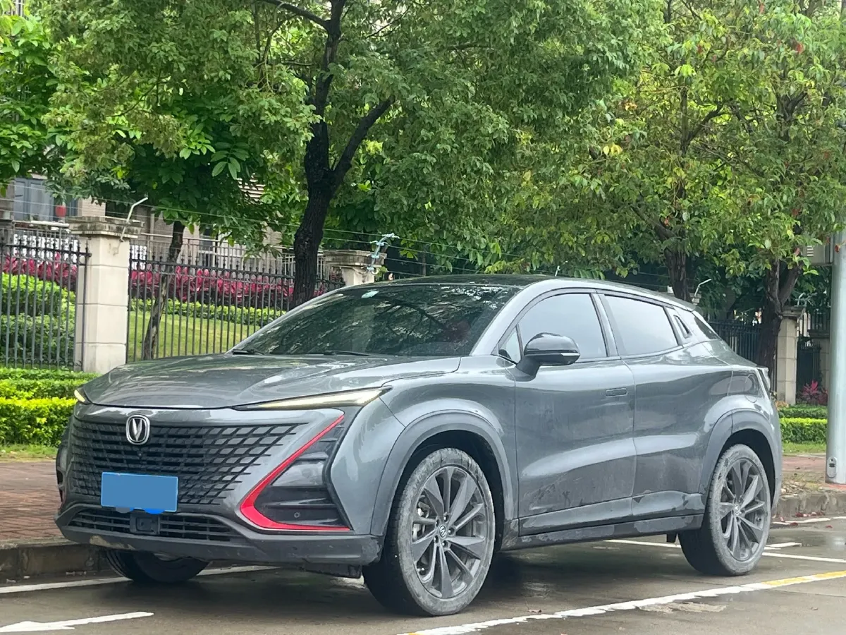 2020 ChangAn UNI-T 1.5T 180HP L4 7DCT,autocango,china used car exporter,china ev exporter,chinese used car exporter,chinese used ev exporter