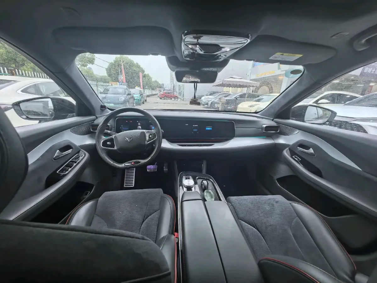 2022 ARCFOX αS BEV 74.5KWH,autocango,china used car exporter,china ev exporter,chinese used car exporter,chinese used ev exporter
