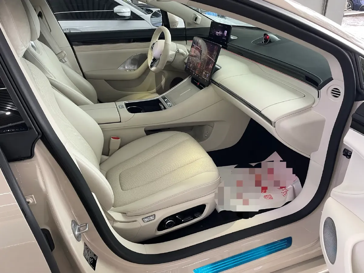 2025 Luxeed S7 BEV 82KWH,autocango,china used car exporter,china ev exporter,chinese used car exporter,chinese used ev exporter