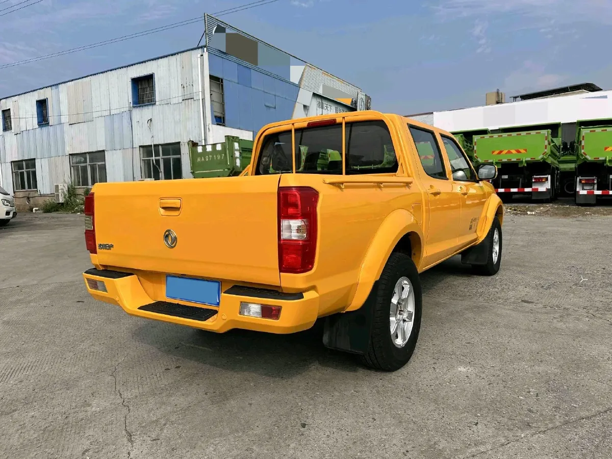 2021 Dongfeng RuiQi 2.4L 158HP L4 5MT,autocango,china used car exporter,china ev exporter,chinese used car exporter,chinese used ev exporter