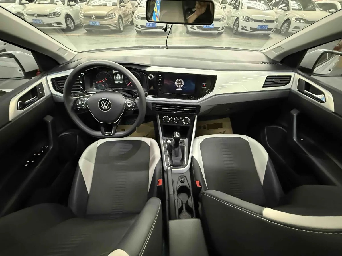 2021 Haval H6 1.5T 169HP L4 7DCT,autocango,china used car exporter,china ev exporter,chinese used car exporter,chinese used ev exporter