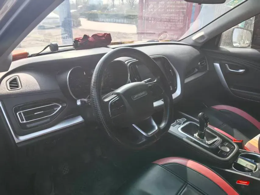 2018 Jetour X70 1.5T 147HP L4 5MT,autocango,china used car exporter,china ev exporter,chinese used car exporter,chinese used ev exporter