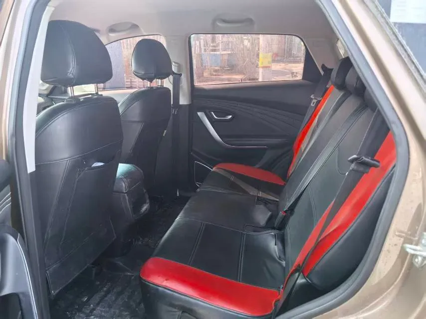 2018 Jetour X70 1.5T 147HP L4 5MT,autocango,china used car exporter,china ev exporter,chinese used car exporter,chinese used ev exporter