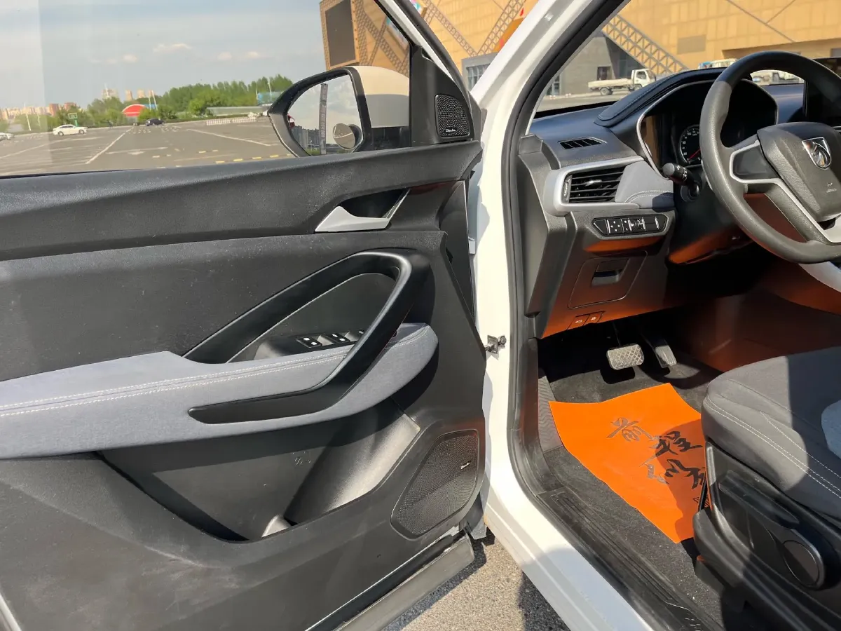2018 BAIC Hyosow S7 1.5T 150HP L4 6MT,autocango,china used car exporter,china ev exporter,chinese used car exporter,chinese used ev exporter