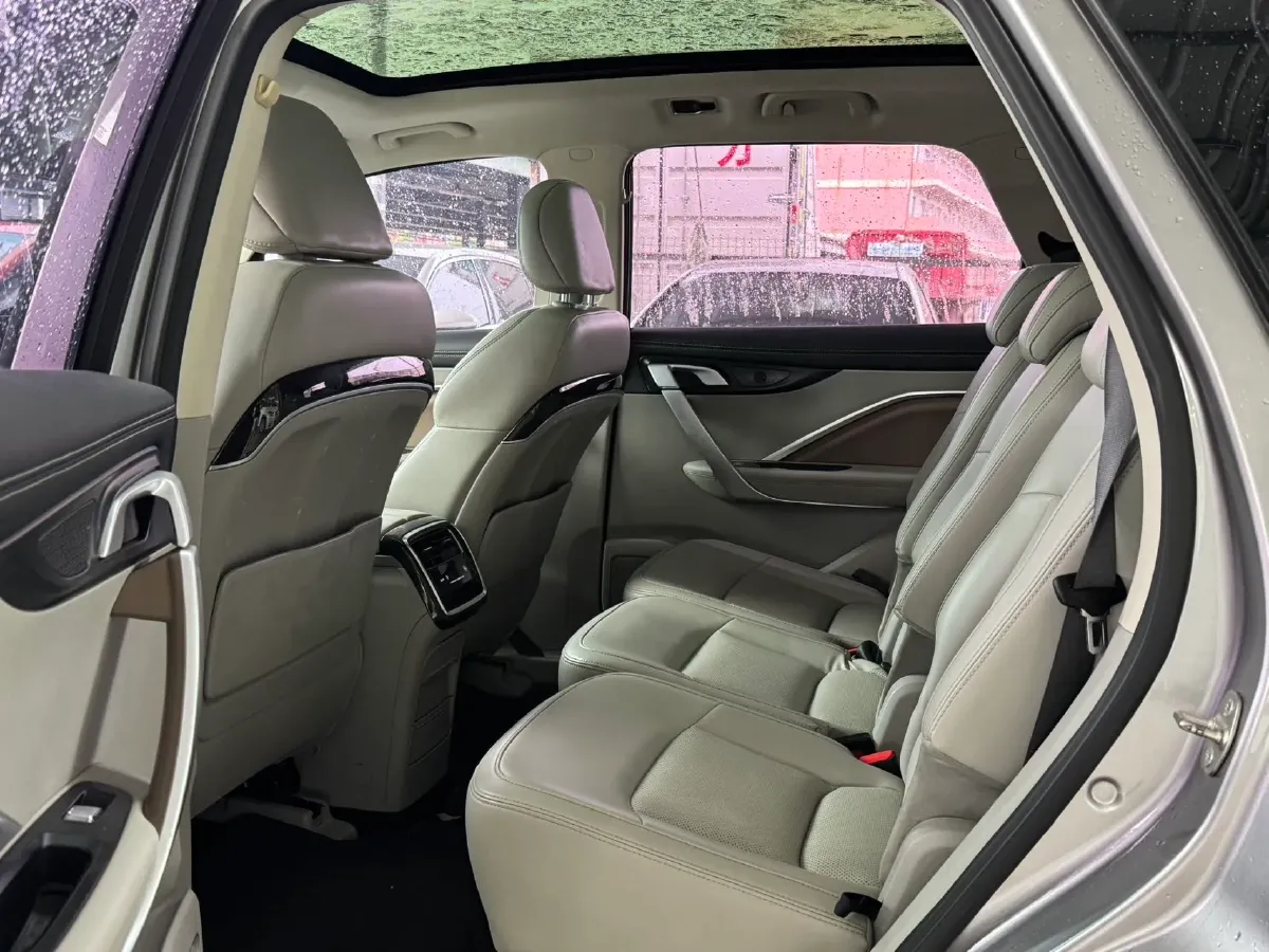 2019 Geely JiaJi 1.5T 177HP L3 7DCT,autocango,china used car exporter,china ev exporter,chinese used car exporter,chinese used ev exporter