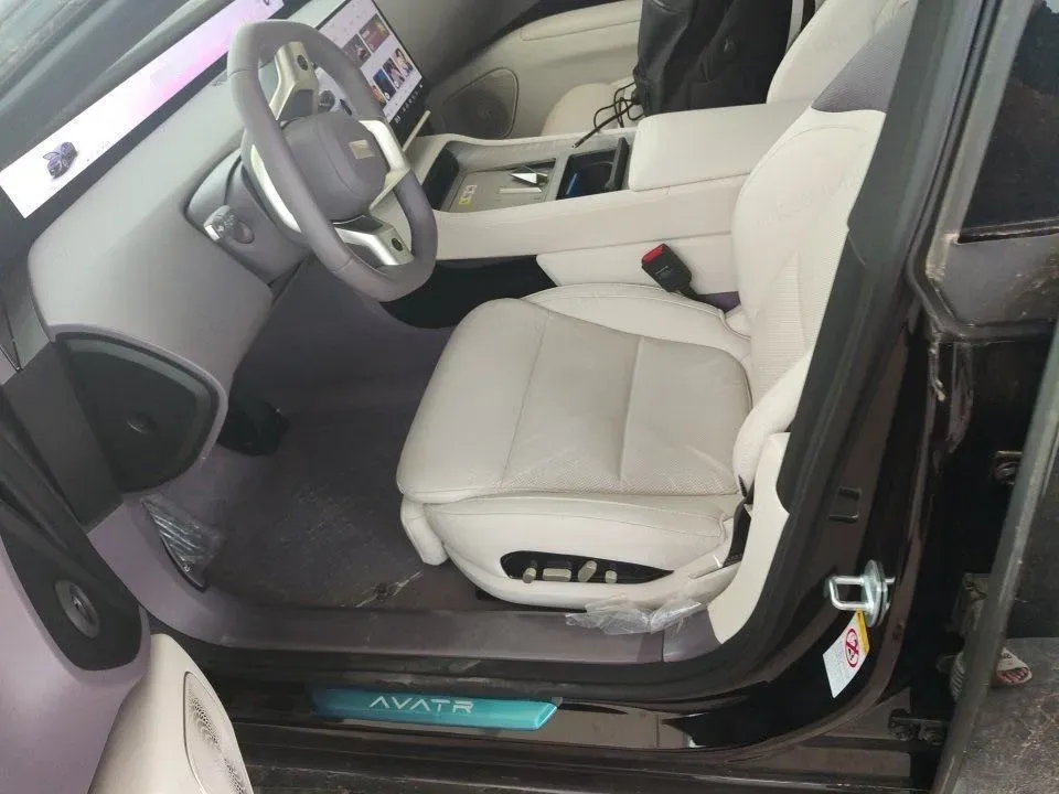 2026 Avatr 12 BEV,autocango,china used car exporter,china ev exporter,chinese used car exporter,chinese used ev exporter