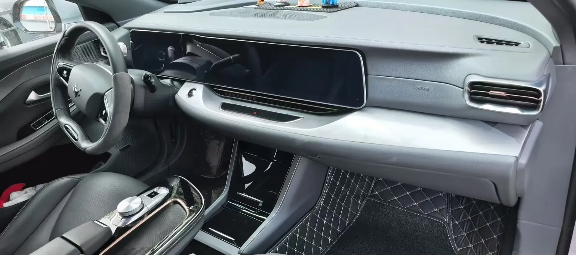 2022 ARCFOX αS BEV 65.6KWH,autocango,china used car exporter,china ev exporter,chinese used car exporter,chinese used ev exporter
