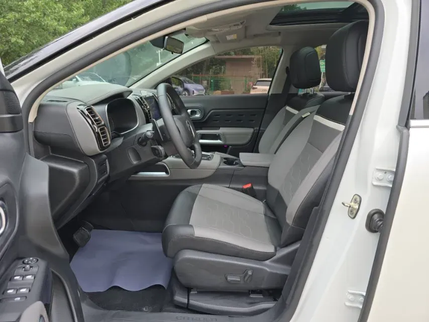 2019 Citroen C5 Aircross 1.6T 170HP L4 6AT,autocango,china used car exporter,china ev exporter,chinese used car exporter,chinese used ev exporter