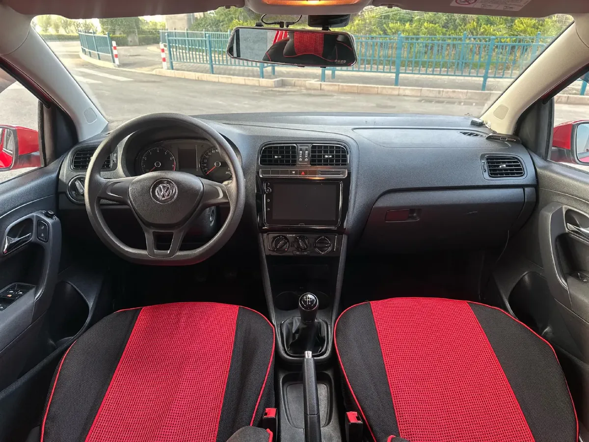 2016 Volkswagen Polo 1.4L 90HP L4 5MT,autocango,china used car exporter,china ev exporter,chinese used car exporter,chinese used ev exporter