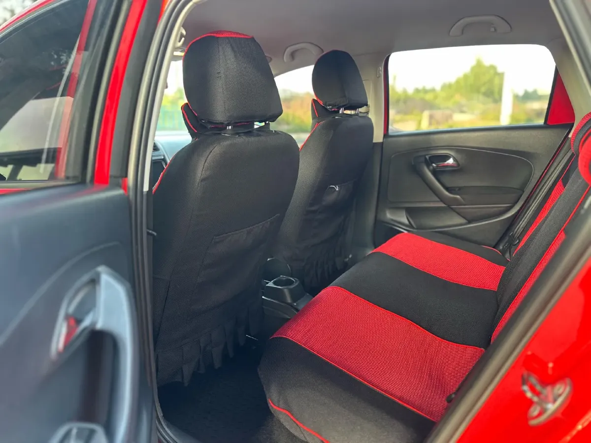 2016 Volkswagen Polo 1.4L 90HP L4 5MT,autocango,china used car exporter,china ev exporter,chinese used car exporter,chinese used ev exporter