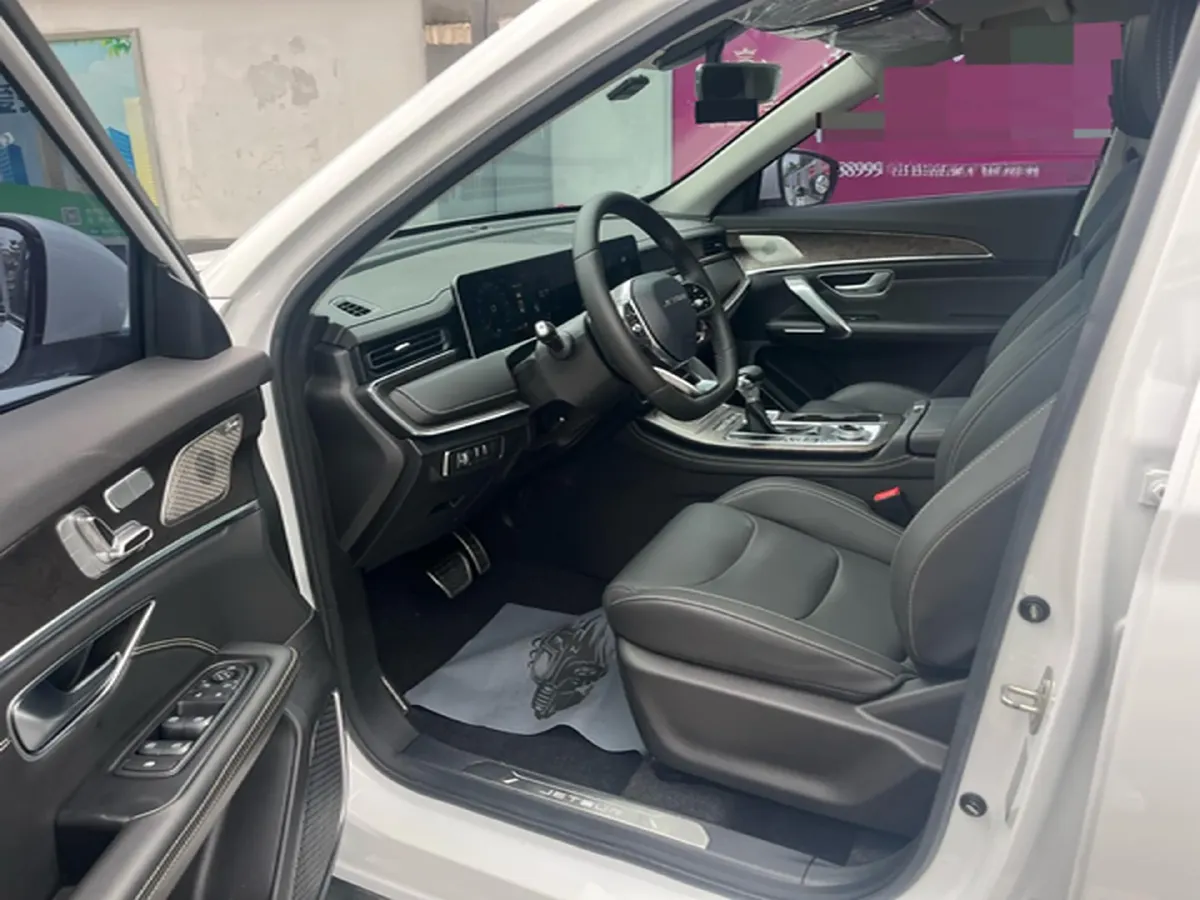 2021 Jetour X70 Plus 1.6T 197HP L4 7DCT,autocango,china used car exporter,china ev exporter,chinese used car exporter,chinese used ev exporter