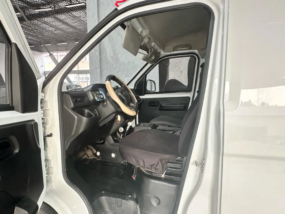 2024 Karry JiangTunE7 BEV 41.86KWH,autocango,china used car exporter,china ev exporter,chinese used car exporter,chinese used ev exporter