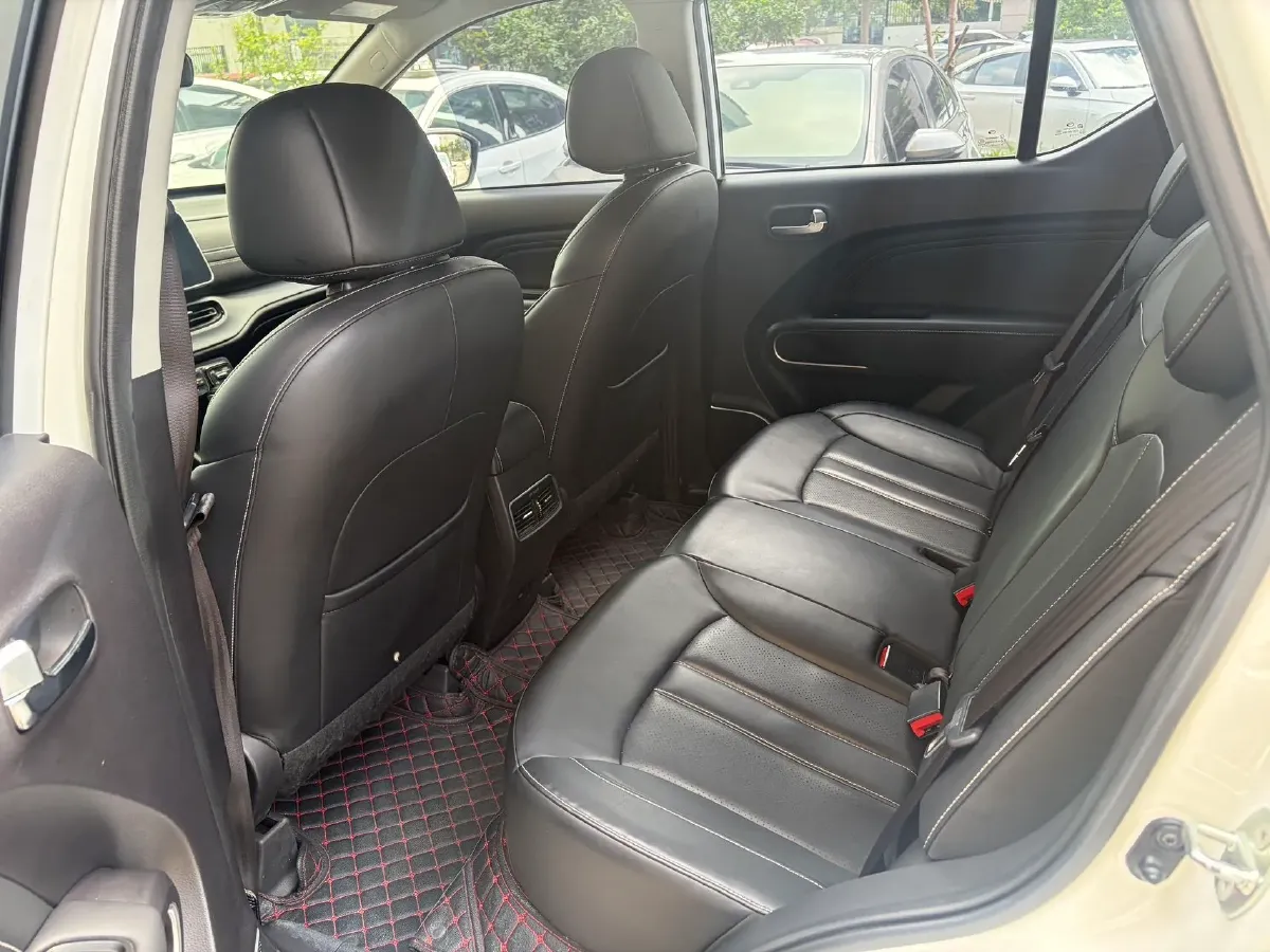2022 GAC Trumpchi GS3 1.5T 169HP L4 6AT,autocango,china used car exporter,china ev exporter,chinese used car exporter,chinese used ev exporter