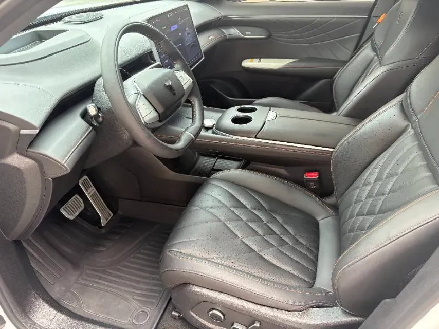 2023 Deepal S07 1.5L 95HP L4 REEV 31.73KWH,autocango,china used car exporter,china ev exporter,chinese used car exporter,chinese used ev exporter